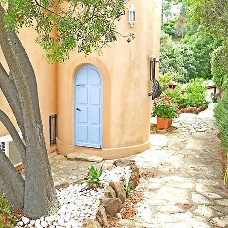 Hébergement de vacances Le Trayas Supérieur Théoule-sur-Mer