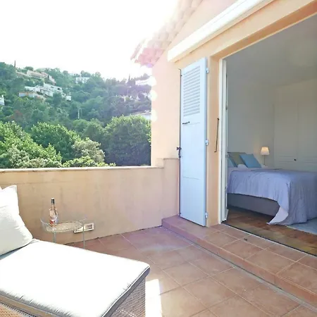 Le Trayas Superieur Holiday home *